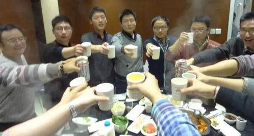 群众吃瓜怎么拍的好看,捕捉群众吃瓜的趣味瞬间