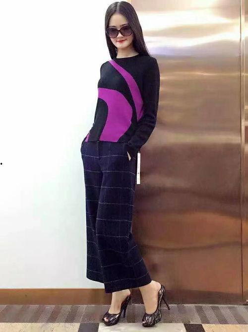 牛二送健美裤吃瓜群众,时尚潮流还是另有所图？